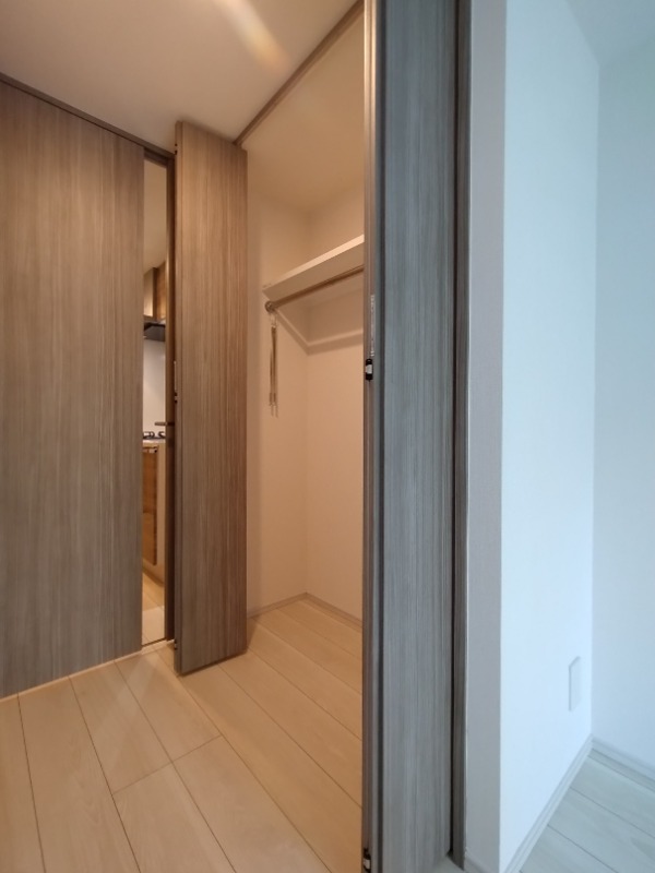 クレイシアIDZ横浜桜木町6階 収納