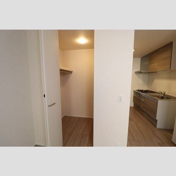 D-room Flower ウォークインクローゼット