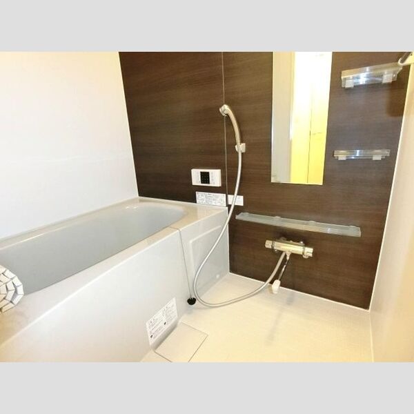 グランドソレーユI 浴室