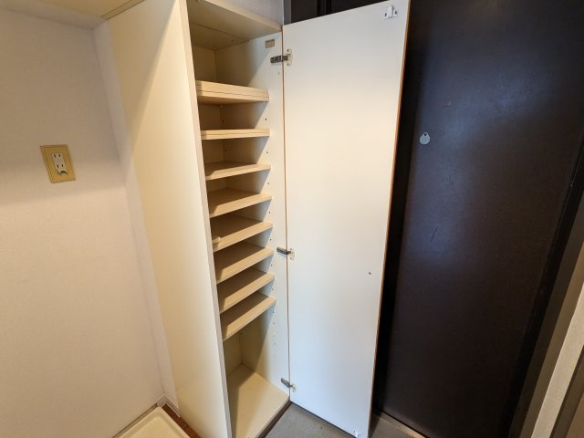 シルフィード白金402号室 収納