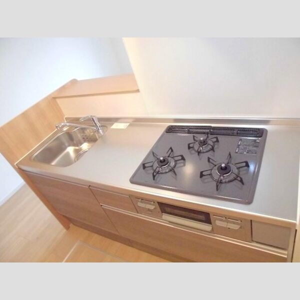 アンソレイエ103号室 システムキッチン