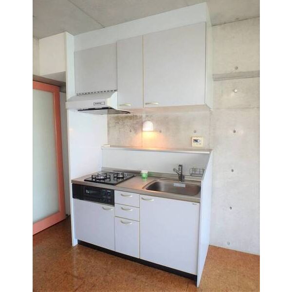 ロイヤルエモンド国分寺 キッチン