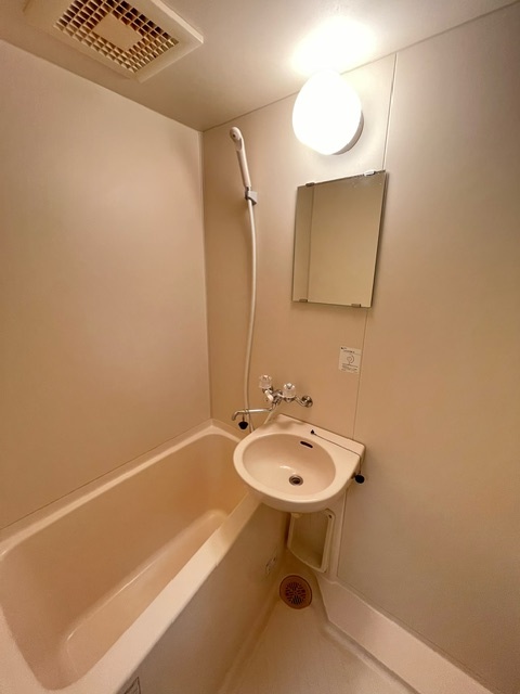 Ｂｉｇ　Ｔｈｒｏｕｇｈ お風呂