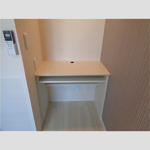 fortunex　(フォーチュンテン)106号室 ワークスペース