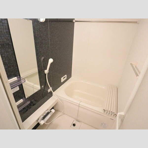 Free306号室 バス