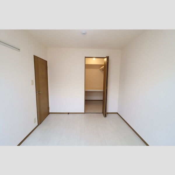 シャネルI&S206号室 洋室