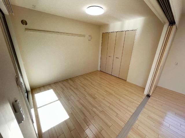 ラピスラズリ 洋室