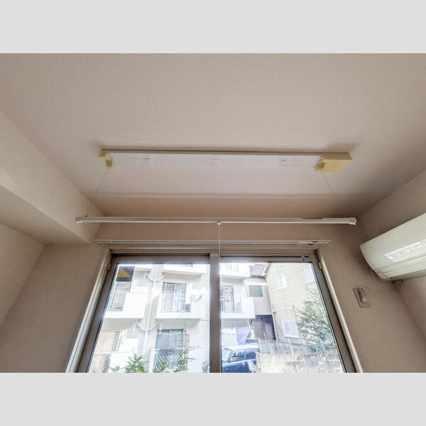 スプルース ヴィラ 室内物干し