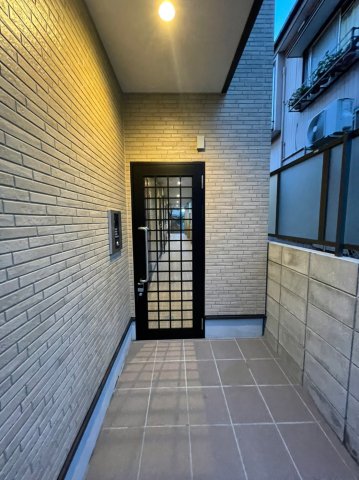 Fortuna206号室 エントランス