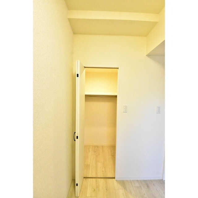 CRESCENT COURT 内観