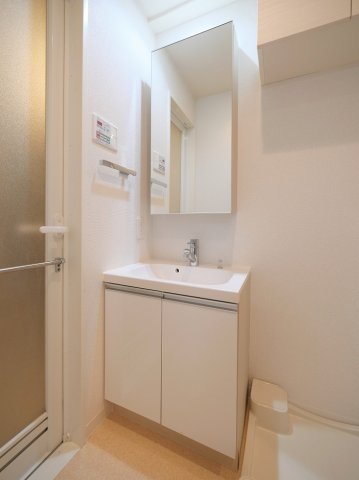 レアライズ西川口 内観