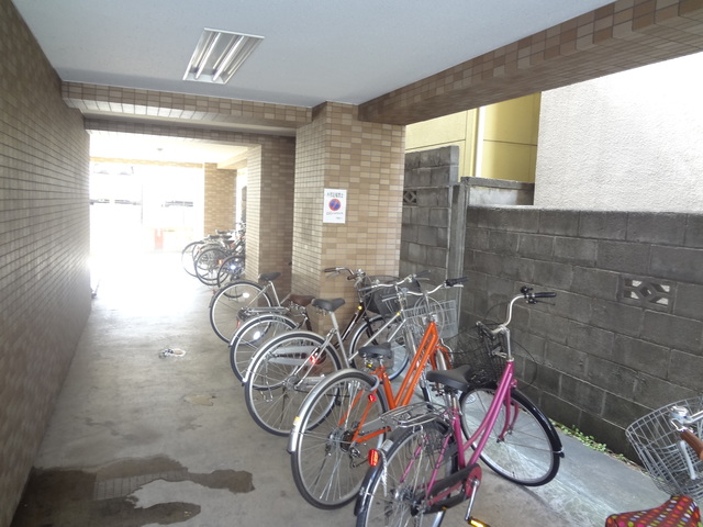 ロイヤルコート・オガワ0502号室 共用設備1