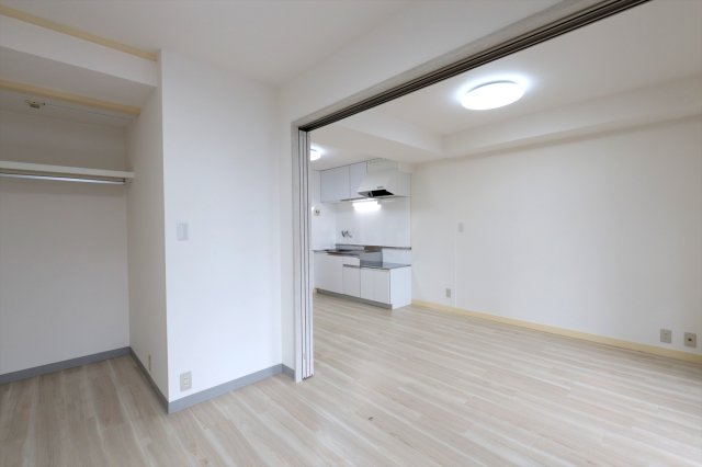 シャルール相模702号室 その他