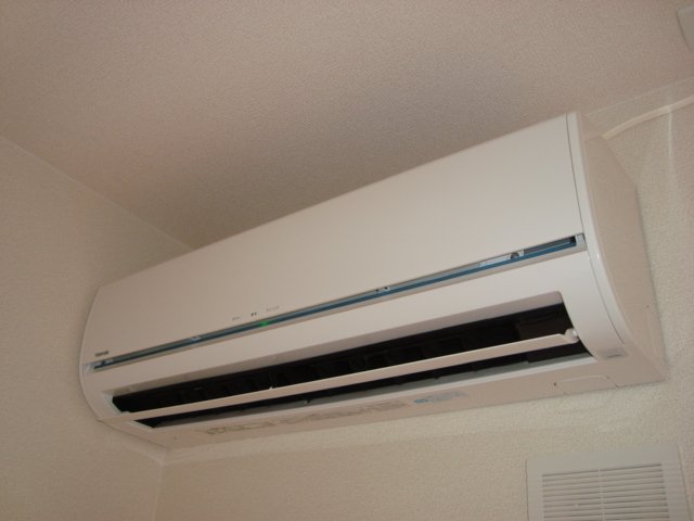 ジラフ２０１０203号室 エアコン