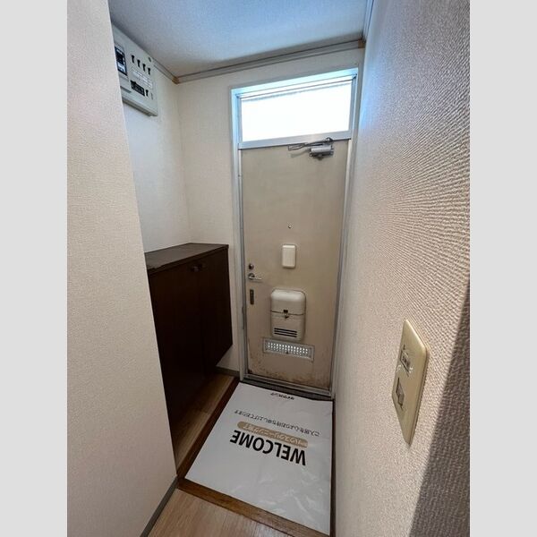 ラフォーレ北方　B カウンタータイプシューズBOX