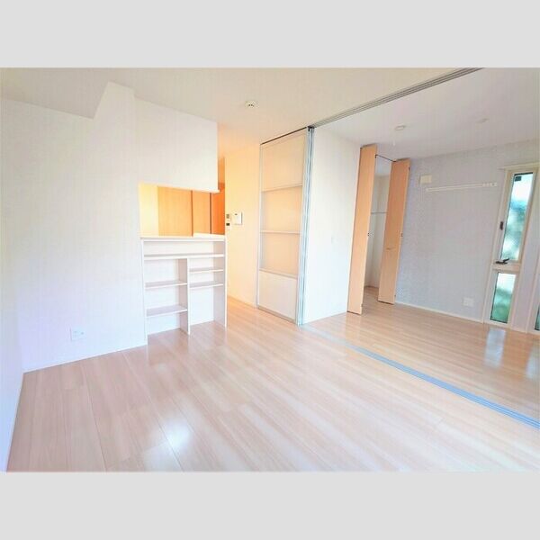 アルシオーネ101号室 LDK9.2帖、洋室3帖