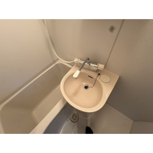 ルネスオダ0304号室 バス