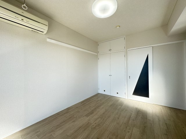 サンビレッジ伊勢原602号室 リビング