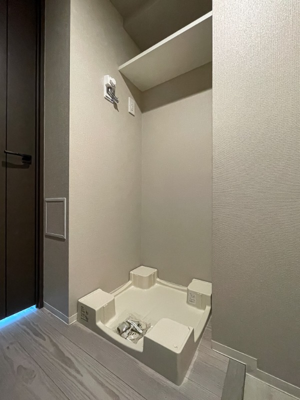 ドゥーエ二子新地6階 洗濯機置場