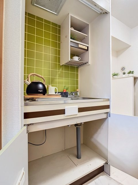 スカイコート都立大学2階 ※家具・小物はイメージです