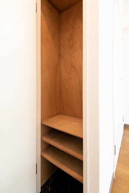 メインステージ大森町駅前 靴入