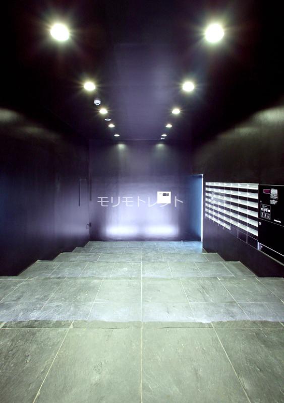 カスタリア雪谷8階 エントランス