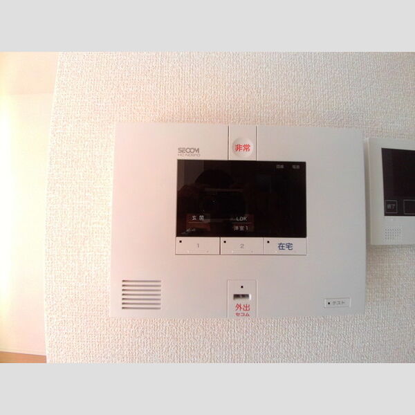 リディア102号室 SECOM完備