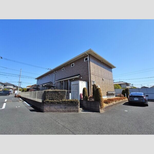 ヴィラージュ106号室 外観