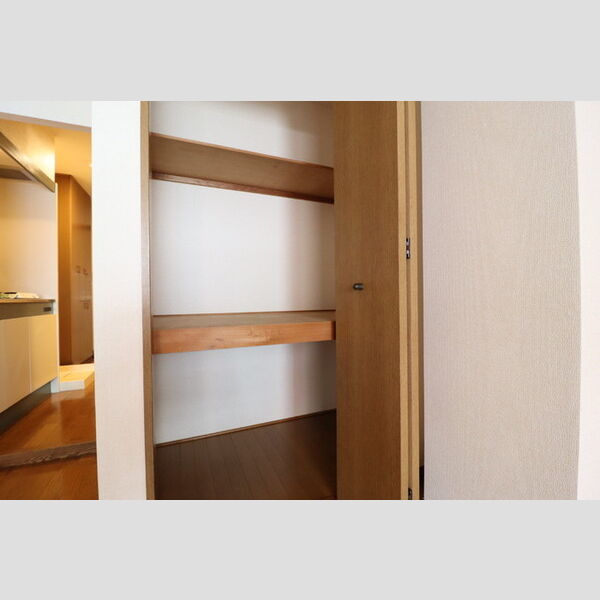 ラフィネ池之端303号室 同建物別部屋の参考画像