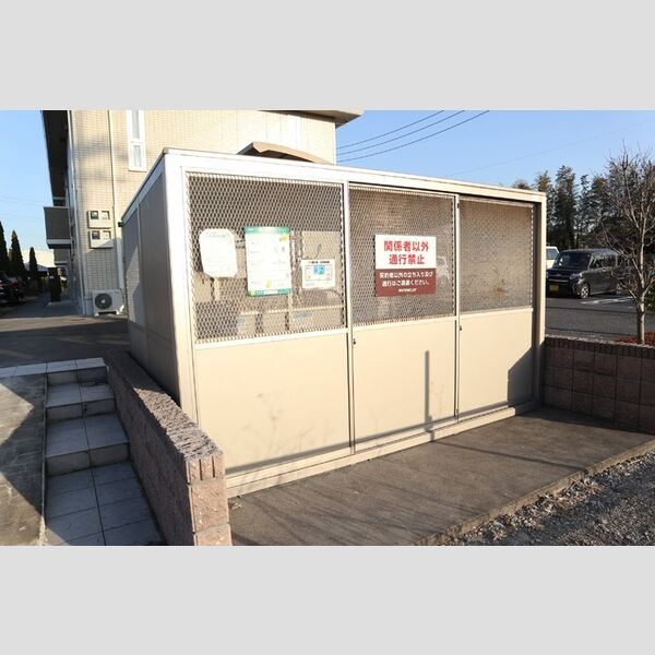 ラフレ仲道　D ごみ置き場