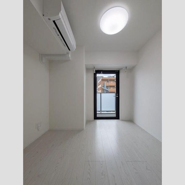 Alivis船橋East.WestEast1204号室 玄関