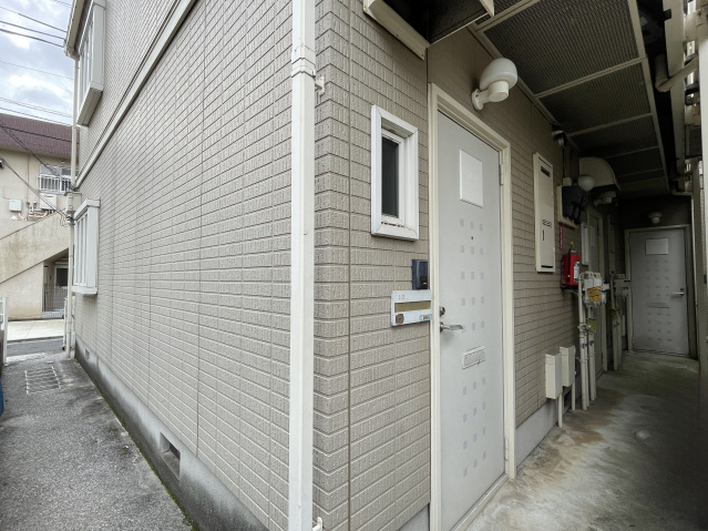 サニーハウス102号室 エントランス