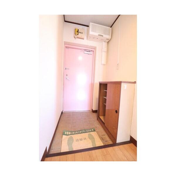 桜ヶ丘ハイム 玄関