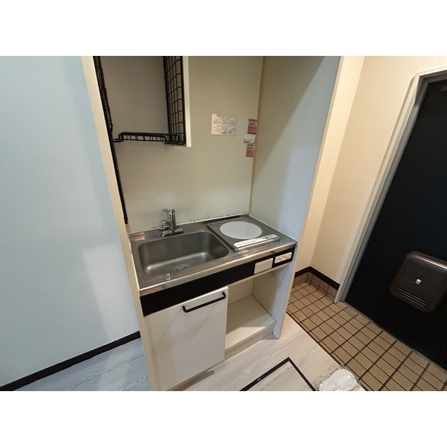 グレイスハイツ東綾瀬105号室 キッチン