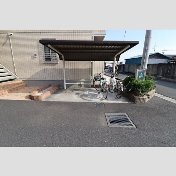 メルベーユ　C102号室 駐輪場