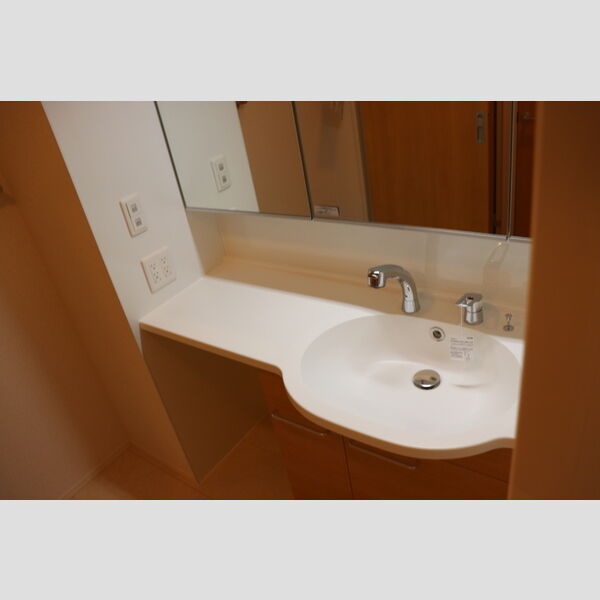 ソフィアハイツ 洗髪洗面化粧台