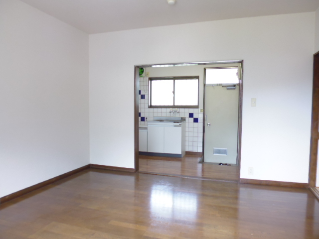 第２シルクロードハイツ0210号室 リビング