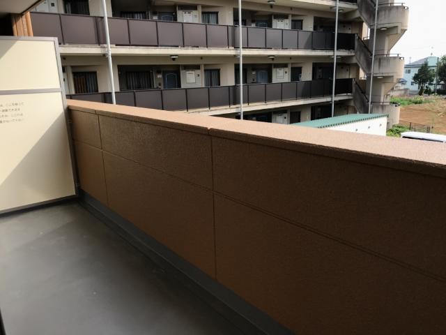 メゾンアイリス202号室 ベランダ