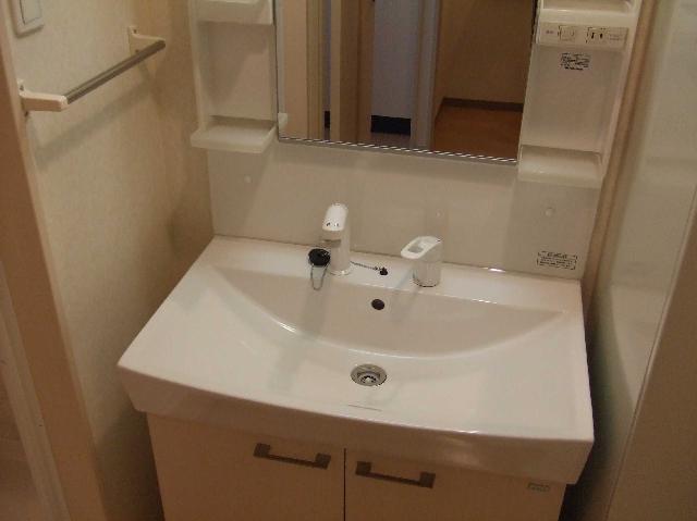鎌倉みさお館101号室 洗髪洗面化粧台
