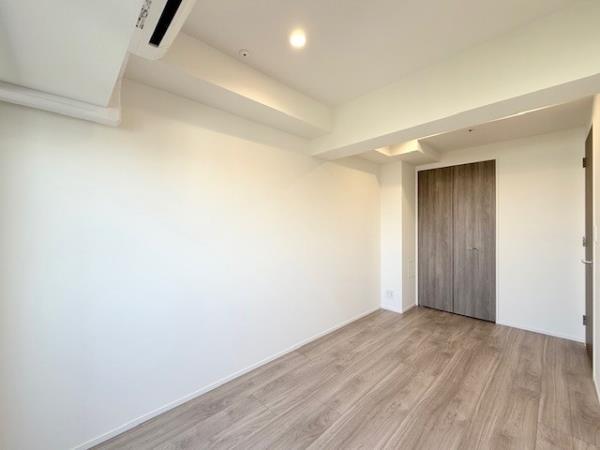 エレミ本蓮沼6階 リビング