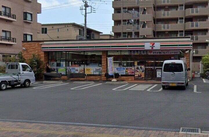 ローズガーデンＫ－１３２番館(K-132)3階 セブンイレブン市川妙典2丁目店