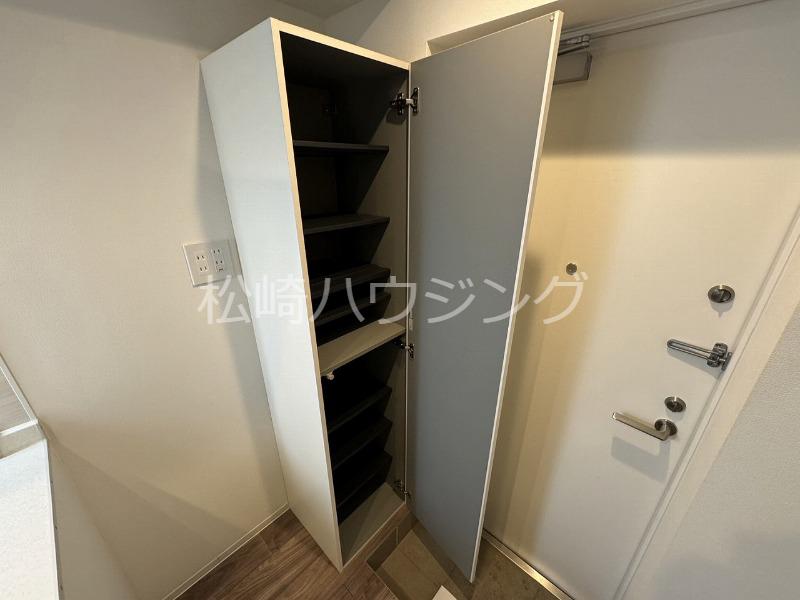 アプリコットハウス中野 玄関