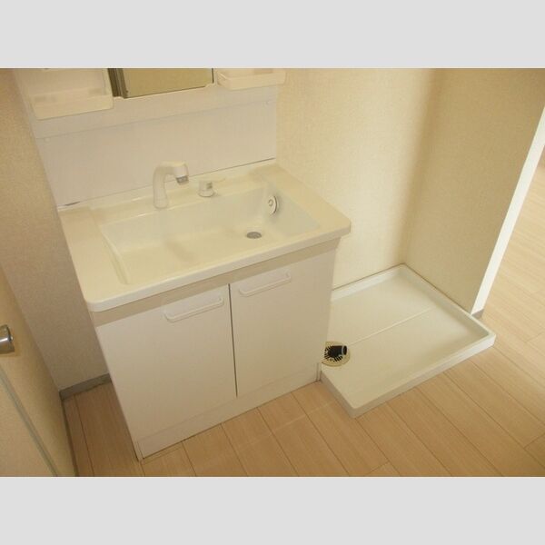 メゾンサンク 洗髪洗面化粧台