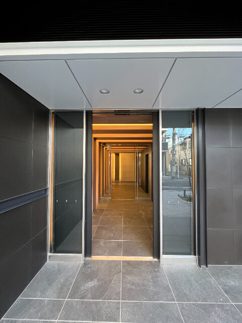 シーズンフラッツ根岸201号室 エントランス