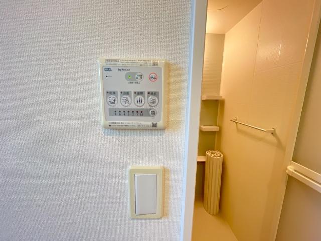 Lily Garden千城台（リリーガーデン千城台） 浴室乾燥機能付きバス