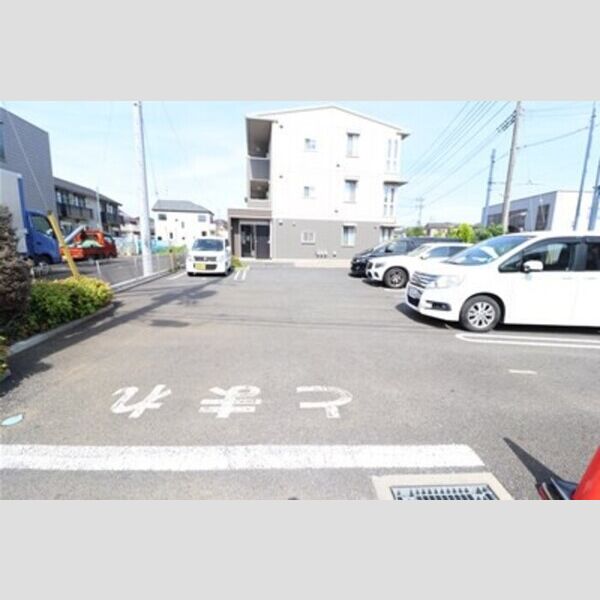 アリエッタ201号室 駐車場