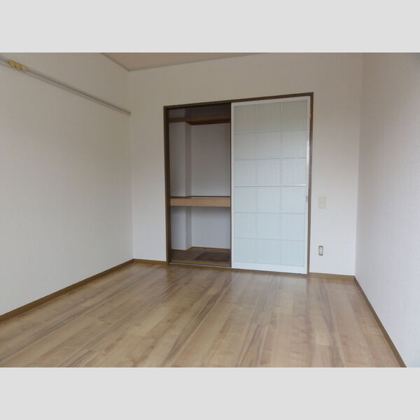 アンビションEIGHT102号室 102(洋室)