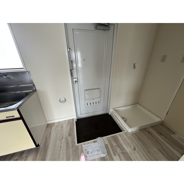 サンライズ・コーポ足立303号室 玄関