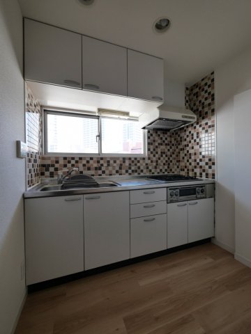 サーラ白金 内観