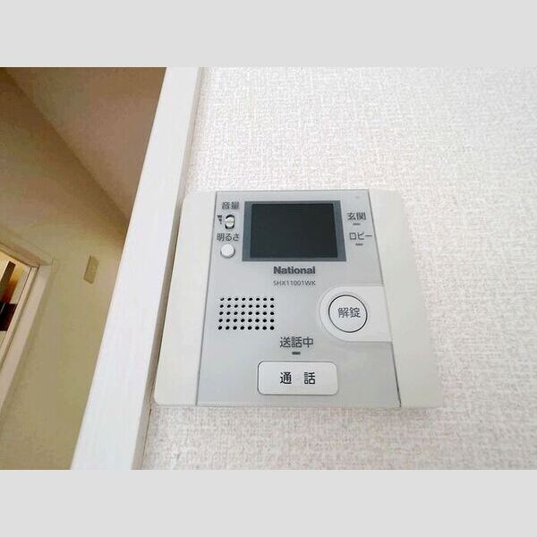 パウロニア106号室 モニター付インターホン